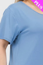 Load image into Gallery viewer, Plus Size Basic Short Sleeve T-shirt