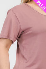 Load image into Gallery viewer, Plus Size Basic Short Sleeve T-shirt