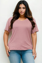 Load image into Gallery viewer, Plus Size Basic Short Sleeve T-shirt