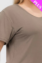 Load image into Gallery viewer, Plus Size Basic Short Sleeve T-shirt