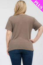 Load image into Gallery viewer, Plus Size Basic Short Sleeve T-shirt