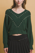 Load image into Gallery viewer, Pearl details sweater
