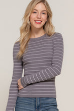 Load image into Gallery viewer, Long slv crew neck stripe sweater