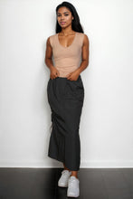 Load image into Gallery viewer, Ribbed V-neck Sleeveless Top