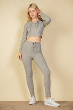 Load image into Gallery viewer, Ribbed Crop Zip Hoodie