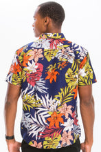 Load image into Gallery viewer, Hawaiian Print Button Down Shirt