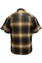 Load image into Gallery viewer, Mens Plaid Short Sleeve Flannel