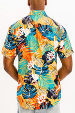 Load image into Gallery viewer, Hawaiian Print Button Down Shirt
