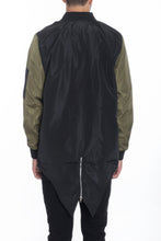 Load image into Gallery viewer, Mens Casual Windbreaker Satin Jacket