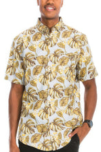Load image into Gallery viewer, Hawaiian Print Button Down Shirt