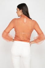 Load image into Gallery viewer, Lace Trim Balloon Sleeve Smocked Top