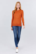 Load image into Gallery viewer, Crew Neck Sweater W/rivet Button