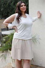 Load image into Gallery viewer, Plus Off-white Cold Shoulder Midi Sleeve Top