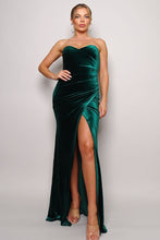 Load image into Gallery viewer, Strapless Sweetheart Maxi Velvet Dress