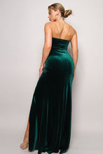 Load image into Gallery viewer, Strapless Sweetheart Maxi Velvet Dress