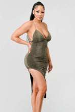 Load image into Gallery viewer, Metallic Glitter Sweetheart Dress
