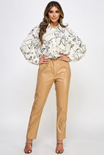 Load image into Gallery viewer, Faux Leather Pants