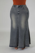 Load image into Gallery viewer, High-waisted Stretch Skirt