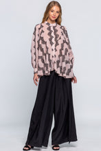 Load image into Gallery viewer, See Through Shirt With Lace Detail