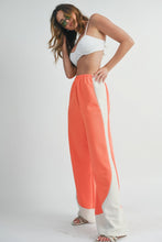 Load image into Gallery viewer, Two Toned Wide Leg Pants
