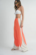 Load image into Gallery viewer, Two Toned Wide Leg Pants
