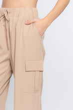Load image into Gallery viewer, Light Weight Stretch Woven Cargo Jogger Pants
