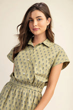 Load image into Gallery viewer, Printed drop shoulder cropped shirt
