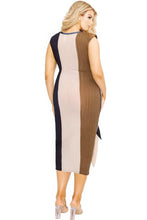 Load image into Gallery viewer, Plus knitted sleeveless colorblock waist tie dress
