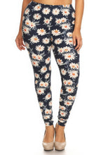 Load image into Gallery viewer, Plus Size Buttery Soft Print Leggings
