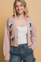 Load image into Gallery viewer, Mid cropped flower cardigan
