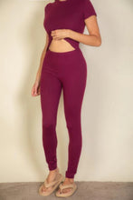 Load image into Gallery viewer, Basic Solid Leggings
