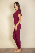 Load image into Gallery viewer, Basic Solid Leggings
