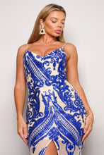 Load image into Gallery viewer, Spaghetti Strap Art Deco Sequins Maxi Dress
