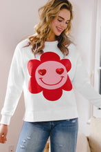 Load image into Gallery viewer, Smiley Flower Oversized Pullover
