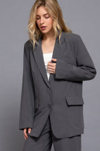 Load image into Gallery viewer, Long slv front button closure blazer
