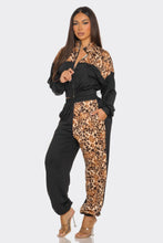 Load image into Gallery viewer, Animal Print Jogger  Set
