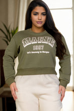Load image into Gallery viewer, Plus Size Graphic Drop Shoulder Sweatshirt

