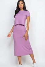 Load image into Gallery viewer, Short Sleeve Ribbed Top &amp; Midi Skirt Se
