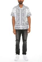 Load image into Gallery viewer, Mens Collared Print Button Down
