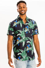 Load image into Gallery viewer, Hawaiian Print Button Down Shirt
