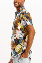 Load image into Gallery viewer, Hawaiian Print Button Down Shirt
