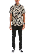 Load image into Gallery viewer, Hawaiian Print Button Down Shirt
