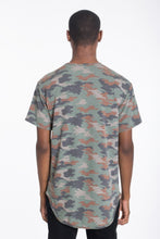 Load image into Gallery viewer, Mens Camo Elongate Scallop Tee T-shirts
