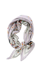 Load image into Gallery viewer, Stylish Fleeted Floral Print Bandanna
