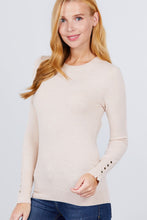 Load image into Gallery viewer, Crew Neck Sweater W/rivet Button
