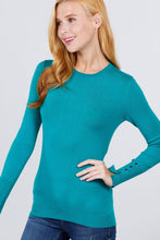 Load image into Gallery viewer, Crew Neck Sweater W/rivet Button
