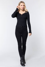 Load image into Gallery viewer, Snap Button Detail Sweater Top

