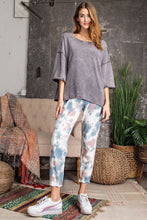 Load image into Gallery viewer, 3/4 Slvs Mineral Washed Terry Knit Boxy Top
