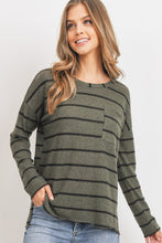 Load image into Gallery viewer, Striped Front Pocket Round Collar
