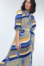 Load image into Gallery viewer, Pleated Print Midi Dress
